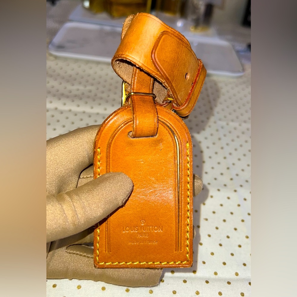 Louis Vuitton leather luggage tag - Picture 1 of 4